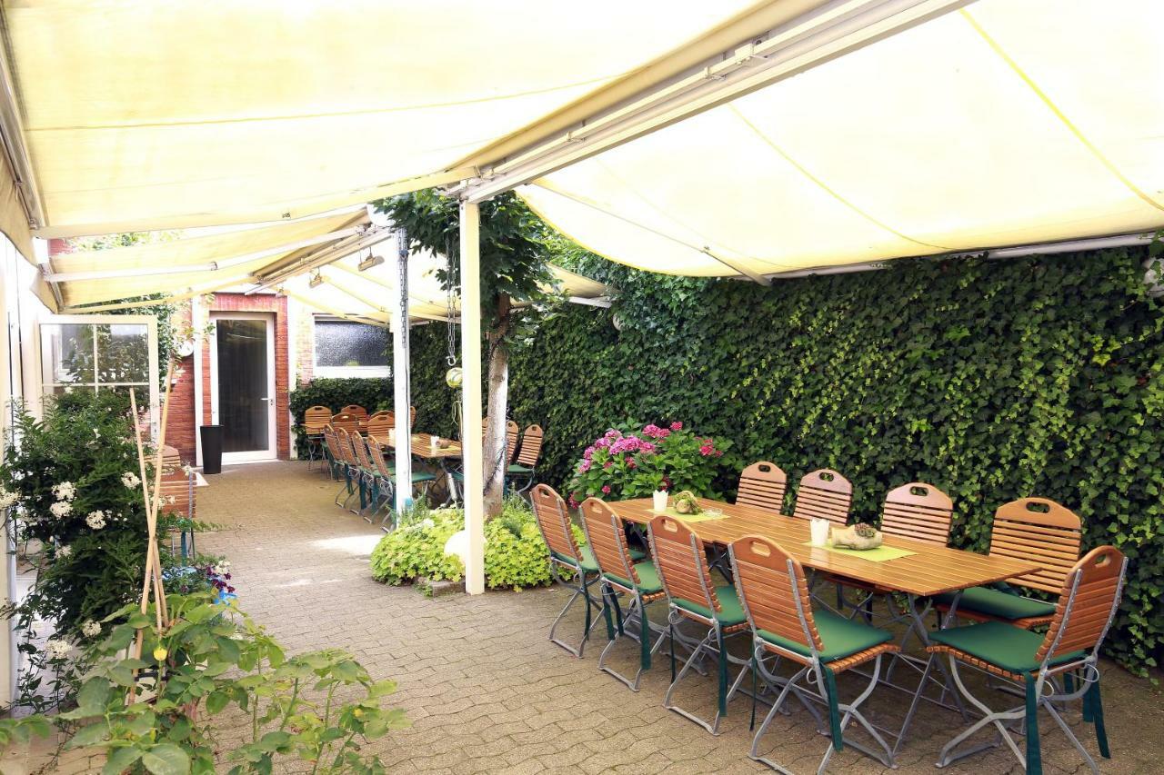 Hotel Kroeger Ennigerloh Экстерьер фото